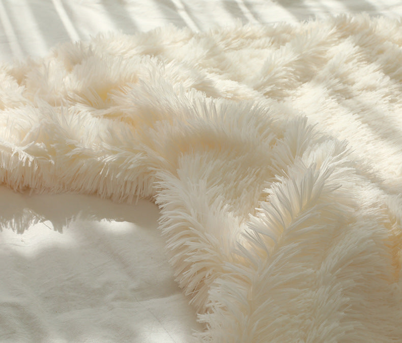 Fluffy Fur Blanket | White