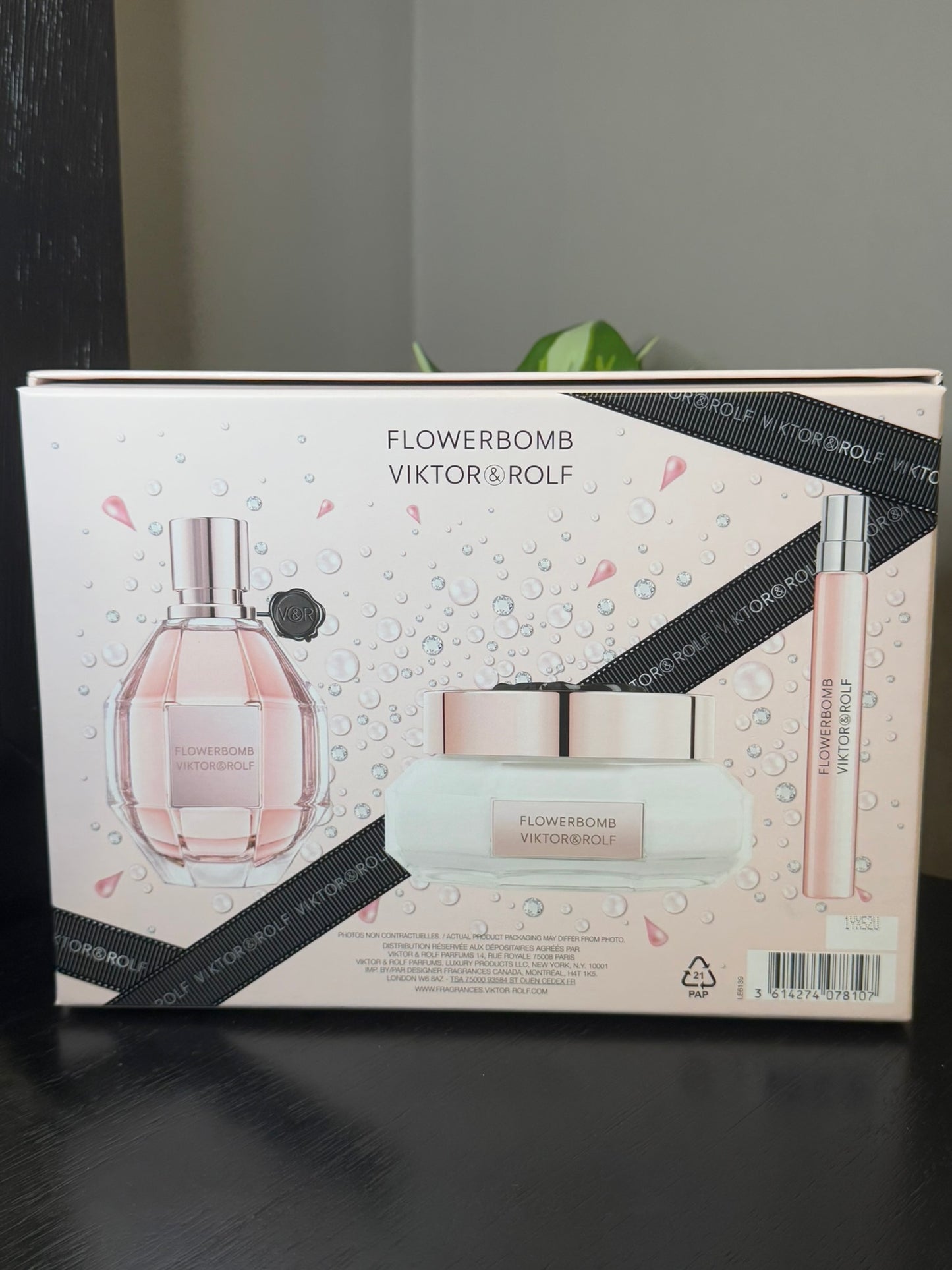 Viktor & Rolf Ladies Flowerbomb Gift Set